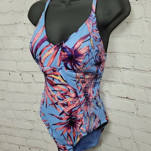 Jessica Simpson Palmy Days Cami One Piece Swimsuit - Picture 3 of 9